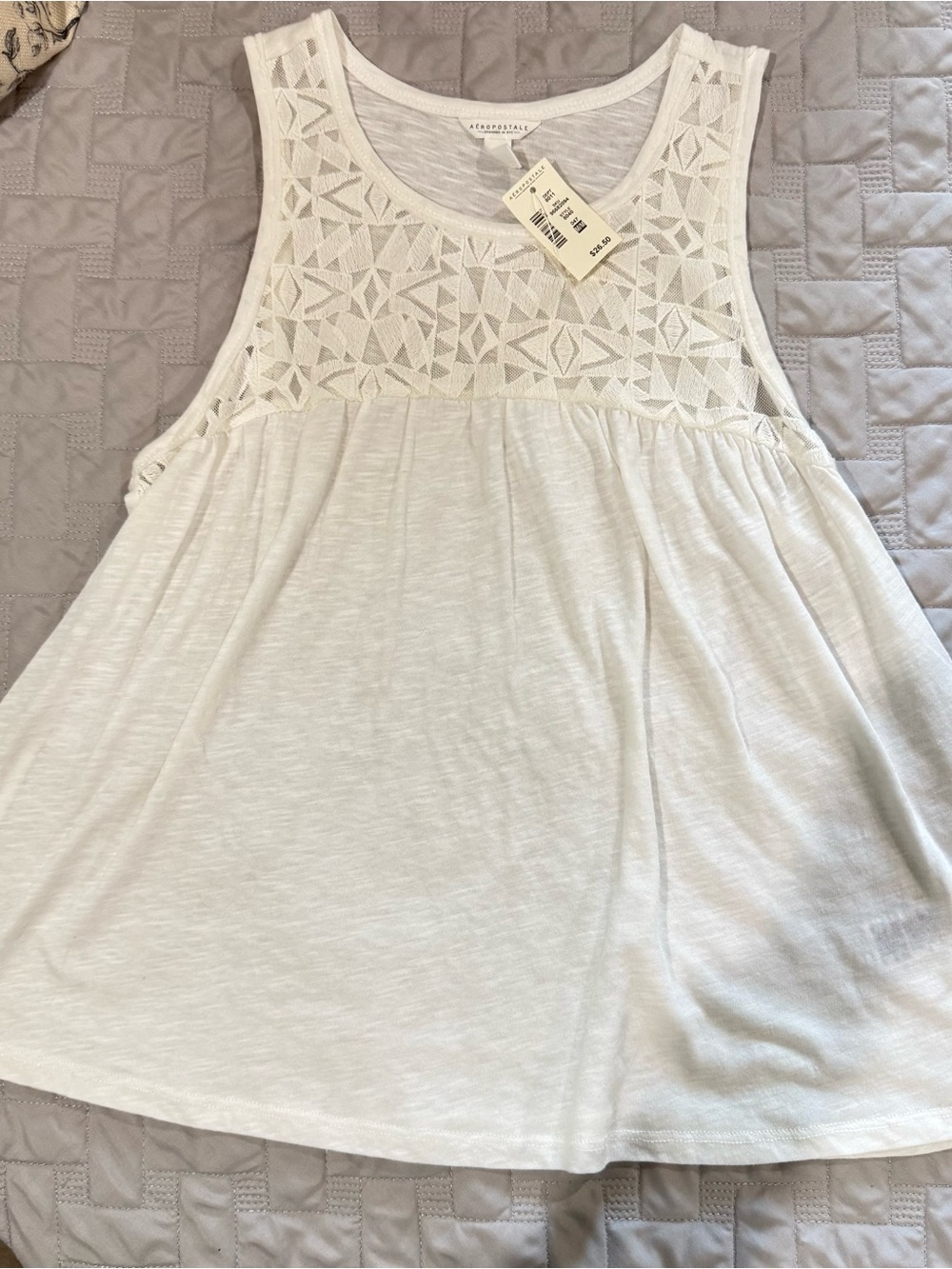 Aeropostale Babydoll Tank Top White Geometric design on front size women’s med